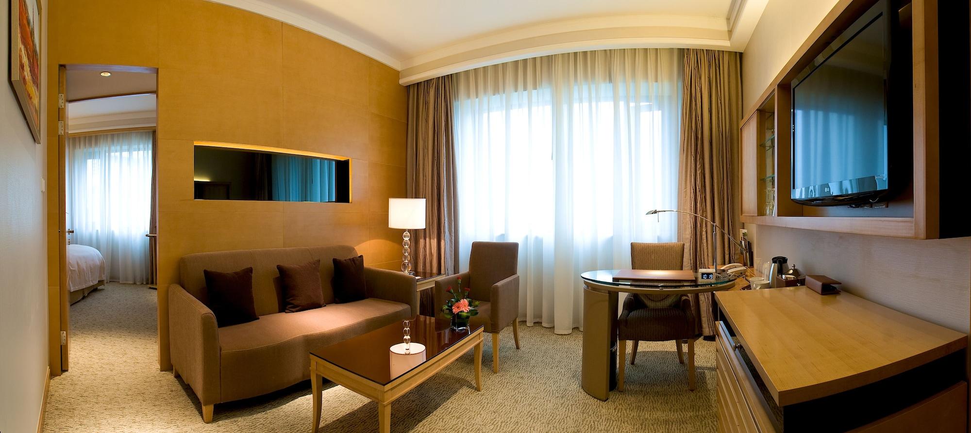 Millennium Hotel Chengdu - Close To Wuhou Shrine And Chengdu South Railway Station,Fluent English Service מראה חיצוני תמונה