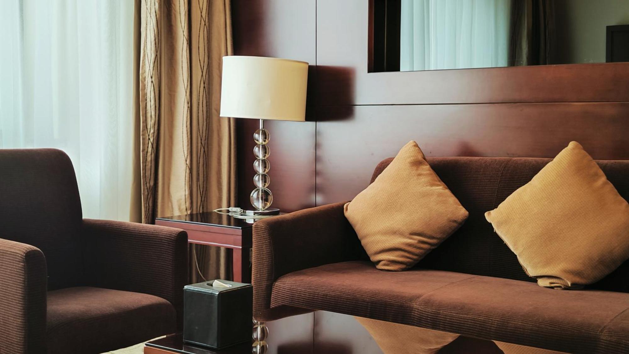 Millennium Hotel Chengdu - Close To Wuhou Shrine And Chengdu South Railway Station,Fluent English Service מראה חיצוני תמונה